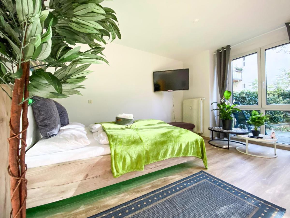 Wohlfuehl-Apartment Mit Kostenfreier Tiefgarage, Wifi & Terrasse Lipsko Exteriér fotografie