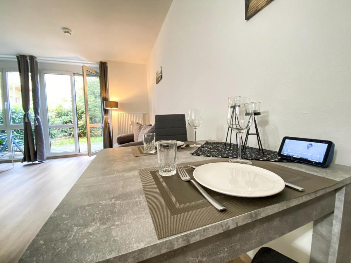 Wohlfuehl-Apartment Mit Kostenfreier Tiefgarage, Wifi & Terrasse Lipsko Exteriér fotografie