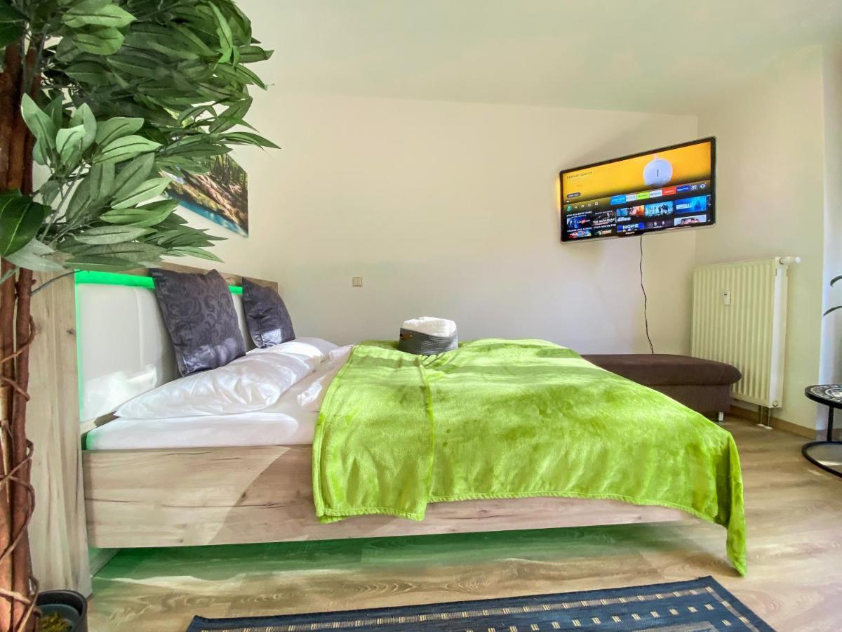 Wohlfuehl-Apartment Mit Kostenfreier Tiefgarage, Wifi & Terrasse Lipsko Exteriér fotografie