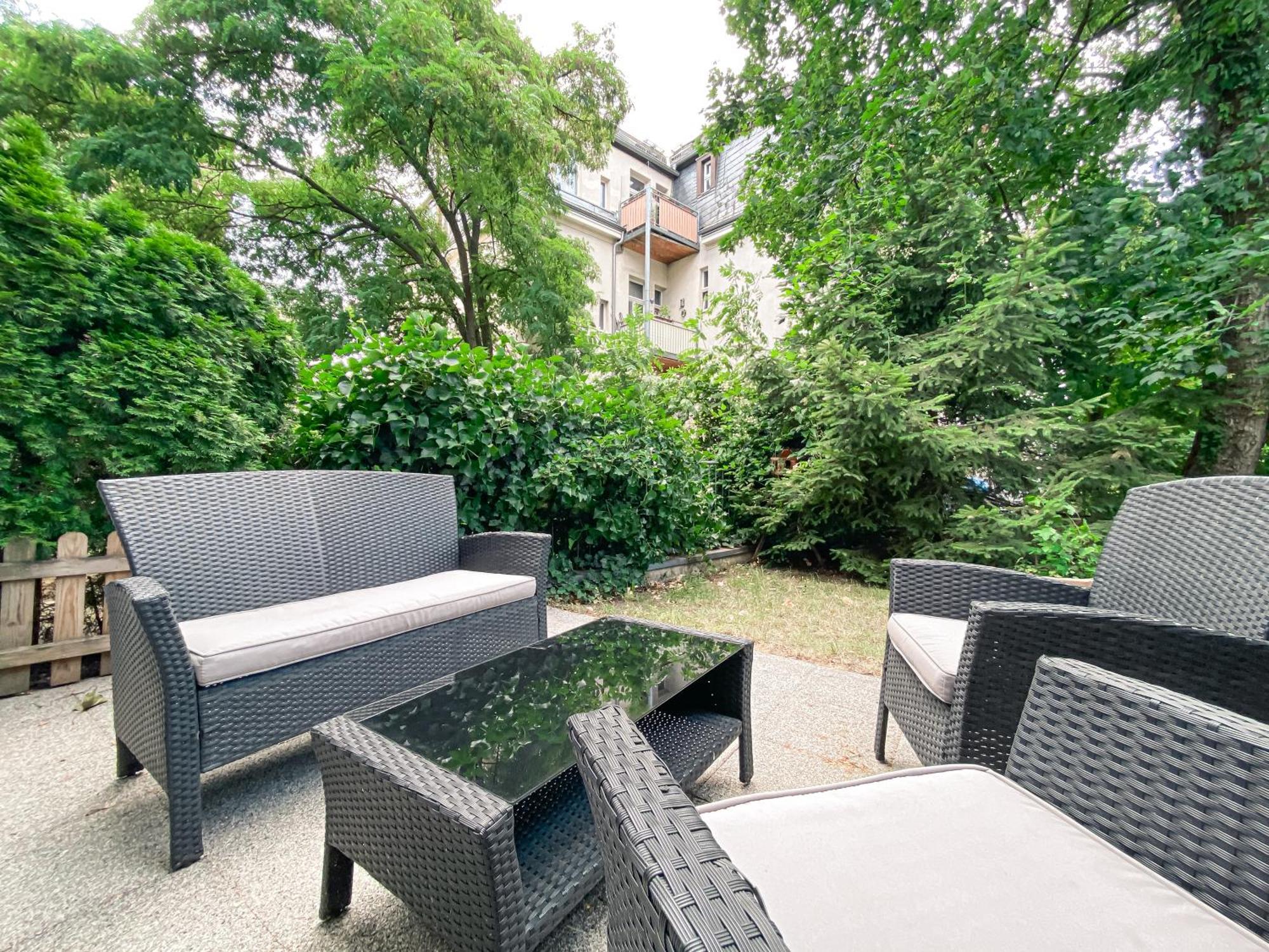 Wohlfuehl-Apartment Mit Kostenfreier Tiefgarage, Wifi & Terrasse Lipsko Exteriér fotografie